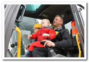 tim en bram mogen marcel helpen